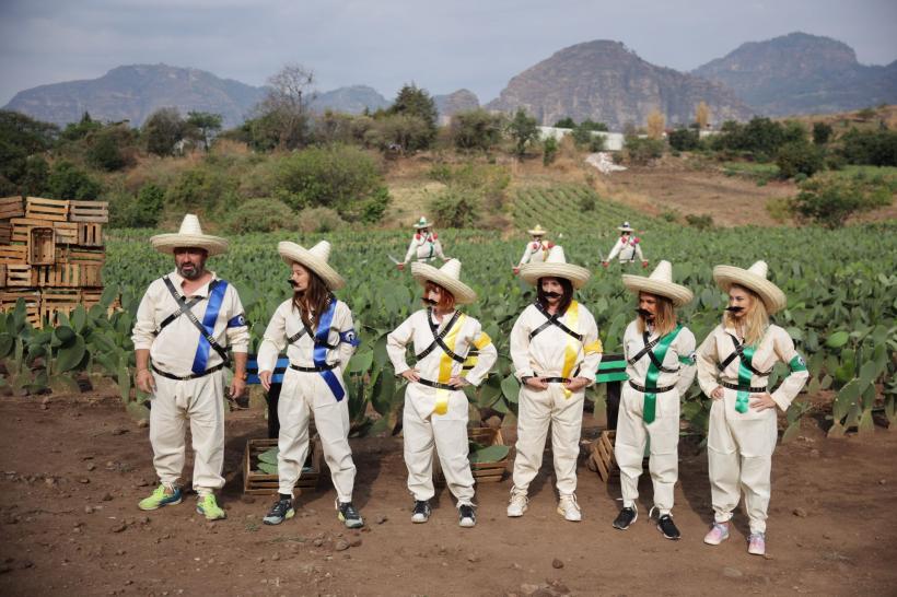 După cursa din ediția de ieri America Express, care a fost lider de audiență,  echipele se transformă în revoluționari și luptă pentru amuletă  pe o plantație de cactuși 18823230