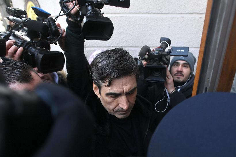 Dosarul "Măști pentru MApN". DNA propune arestarea preventivă a lui Victor și Alexandru Pițurcă, precum și a șefului  Romarm 18823309