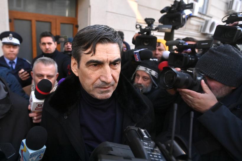 Dosarul "Măști pentru MApN". DNA propune arestarea preventivă a lui Victor și Alexandru Pițurcă, precum și a șefului  Romarm 18823310