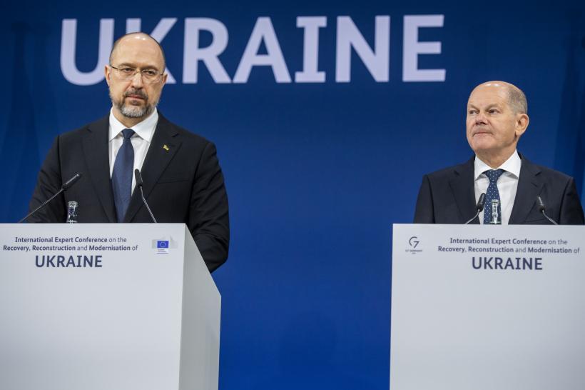 Ucraina ar vrea să adere rapid la UE, dar liderii europeni frânează ambiţiile Kievului