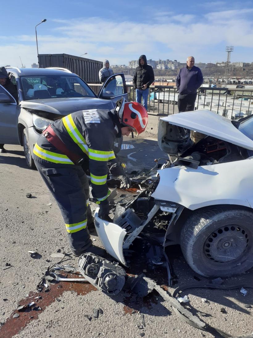 Accident rutier în Portul Constanța: O persoană a ajuns la spital