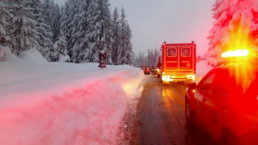 Grup de 30 de persoane, blocat într-o unitate turistică din Păltiniș din cauza zăpezii 18824078