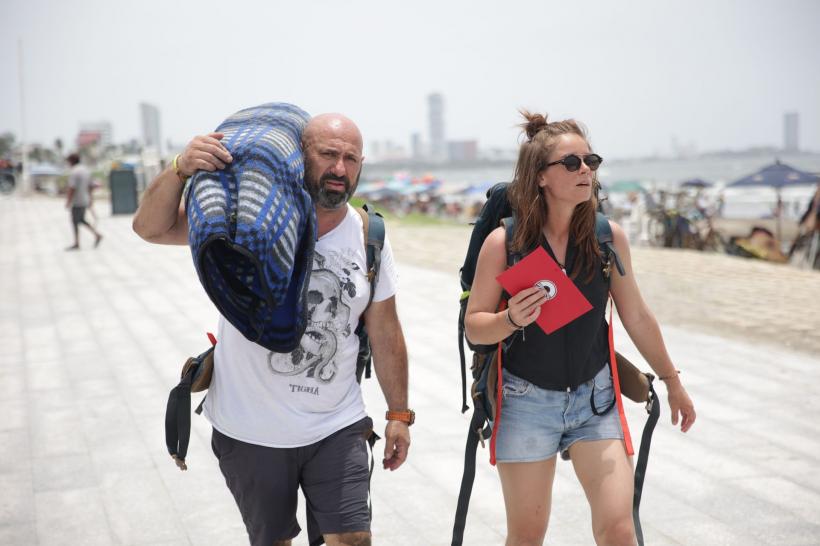 Luptă epuizantă la America Express pentru biletul de Guatemala: concurenții cară blocuri uriașe de gheață  spre o destinație îndepărtată, în arșița Mexicului 18824234