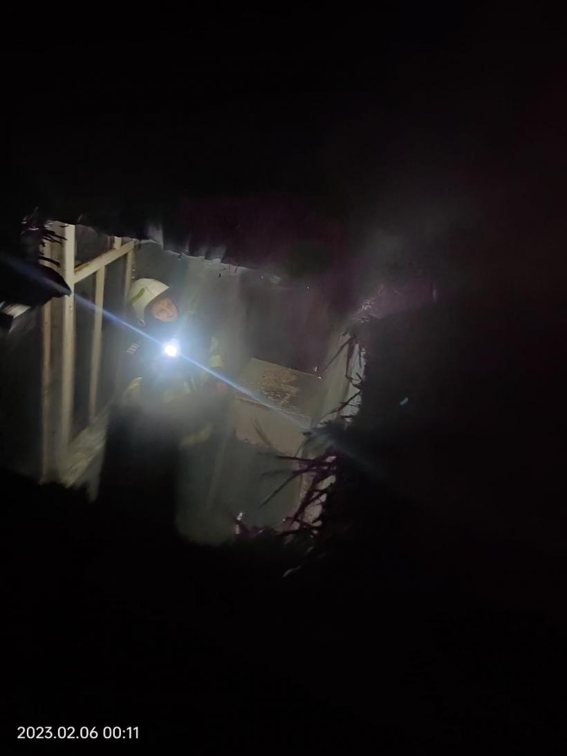 Casă în flăcări din cauza coșului de fum 18824108