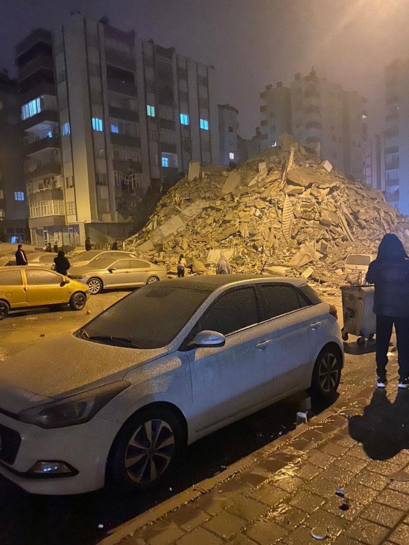 UPDATE Video: Cutremur devastator în Turcia. Cel puțin 600 de oameni au murit 18824099