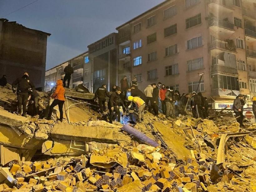Bilanţul cutremurelor din Turcia şi Siria a depăşit 2.600 de morţi