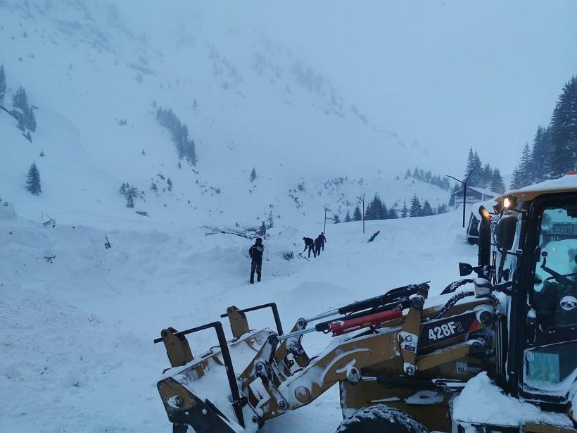 „Pericol de moarte”, pe înțelesul turiștilor 18824217