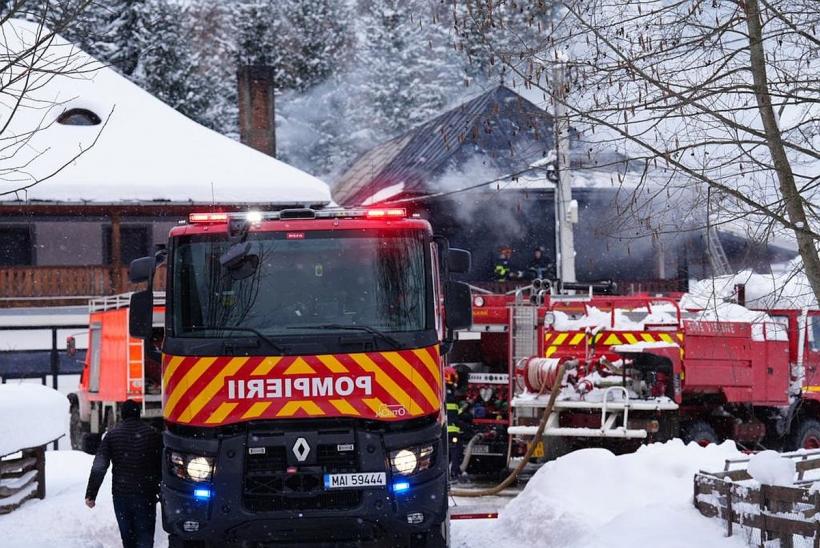 Incendiu la Mănăstirea Sihăstria Putnei: A ars un depozit cu obiecte bisericești
