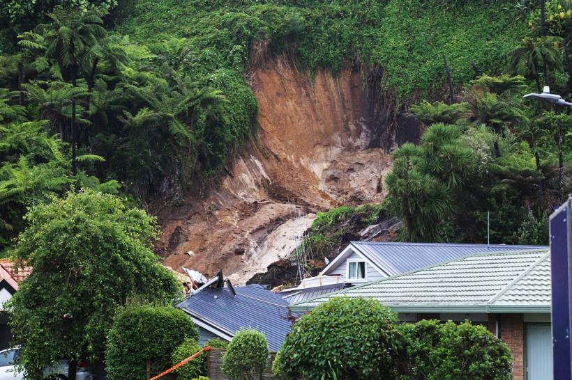 Tragedie! Zeci de morți în Peru, după ploi abundente  18824338
