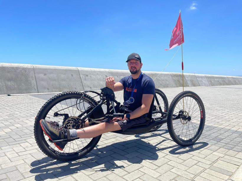 Performanță incredibilă: Un bărbat în scaun cu rotile a participat la șapte maratoane, pe șapte continente, în șapte zile 18824487