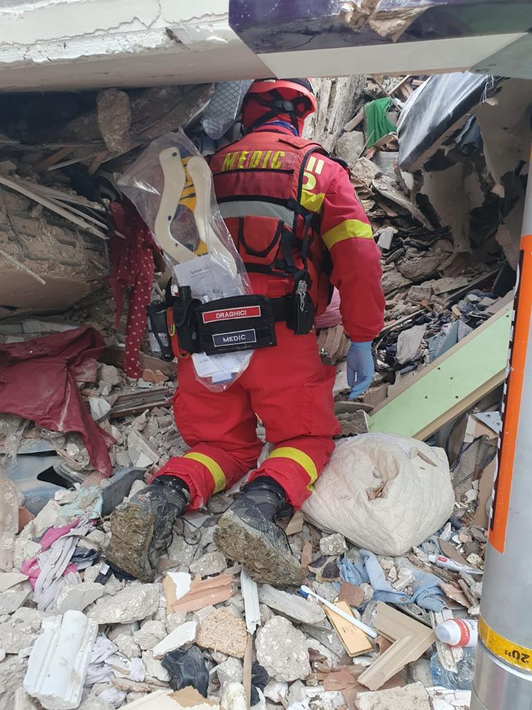 România suplimentează ajutorul pentru Turcia 18824509