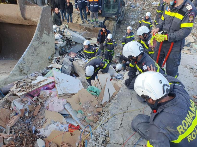 Liderul primei echipe RO-USAR în Turcia: Am reușit să salvăm de sub dărâmături patru persoane în viață