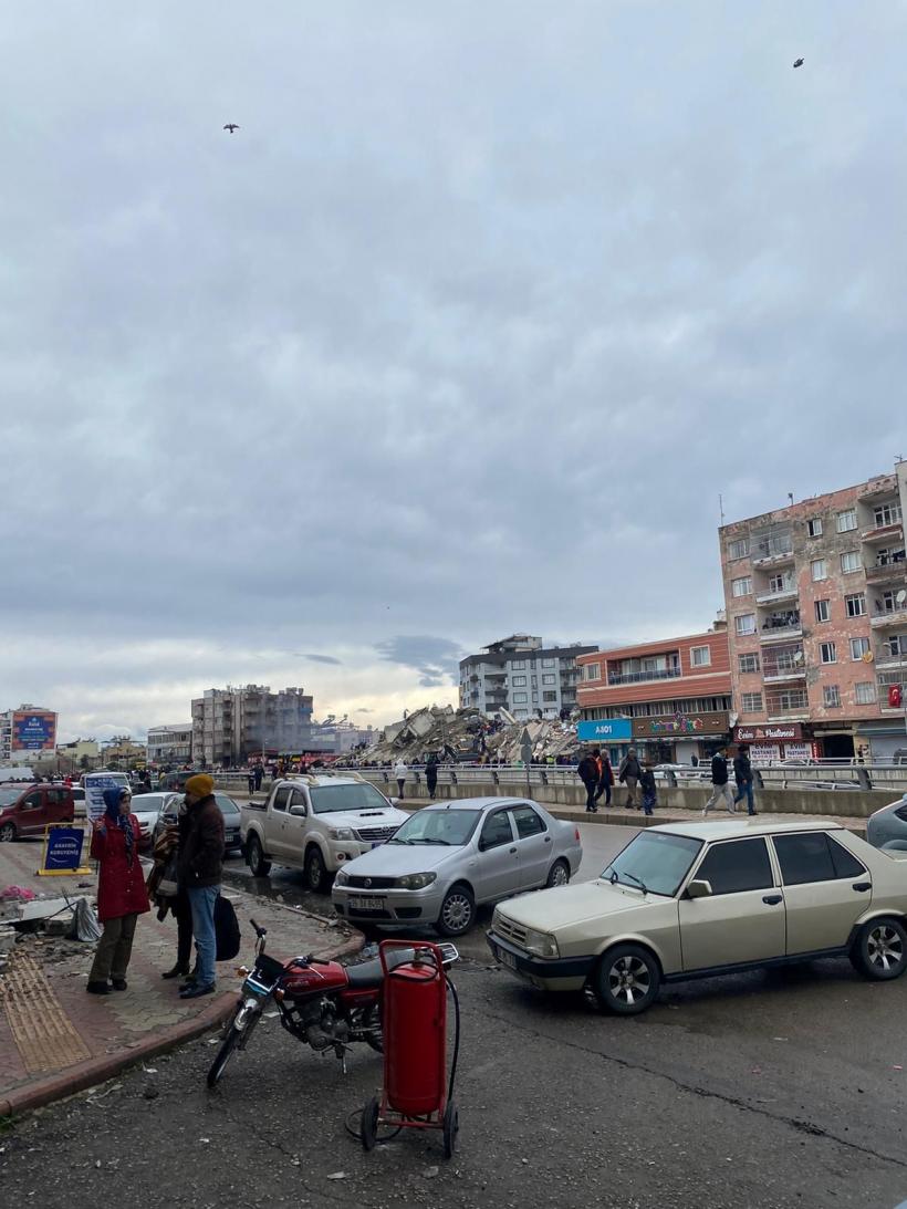 „Spuneți lumii întregi că avem nevoie de ajutoare, vă rugăm!”  18824647