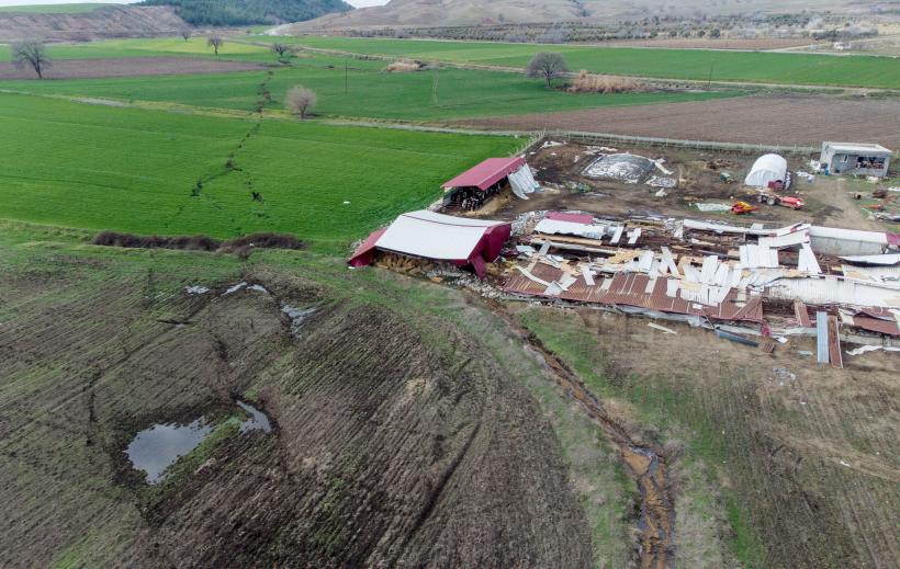 Cum arată falia lăsată în urmă de cutremurul din Turcia 18825082