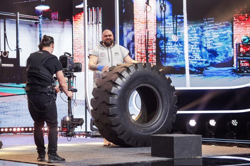 Azi, de la 20:00, premiera noului sezon iUmor: Un inventator intrat în Cartea Recordurilor și un sportiv care a lucrat pentru Michael Schumacher, momente memorabile pe scena iUmor 18825131