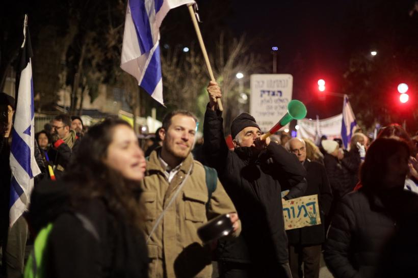 Miting împotriva guvernului Netanyahu în Israel: oamenii cred că se vrea eliminarea democrației