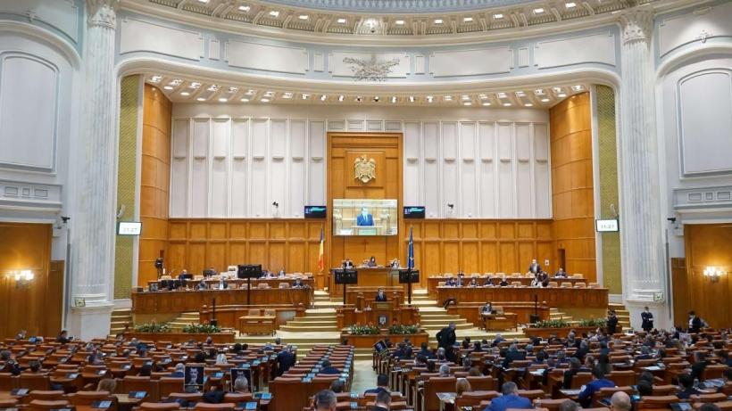 Serviciile secrete primesc dreptul să vadă tot ce ai în calculator. Ca să te scape de viruși! 18825815