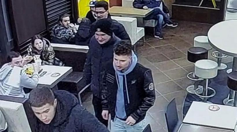 Au regizat un scandal cu amenințări cu pistolul într-un fast food din Bucureşti și au fost reținuți 18827021