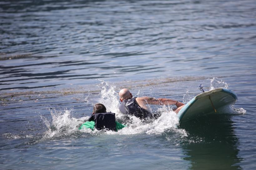 America Express, din nou lider de piață: Diseară, lupta pentru amuletă se dă pe cel mai adânc lac din America Centrală. Nelu Cortea: ”Știu să înot, dar dacă apa e adâncă, mă panichez” 18826610