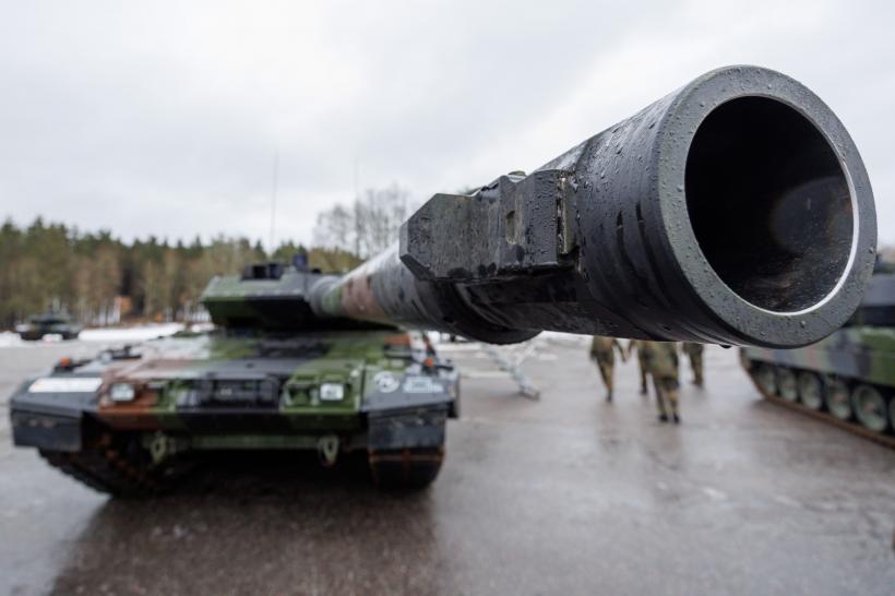 Soldat ucrainean: Tancurile Leopard sunt ca un Mercedes. Frica? Da, tuturor le este frică