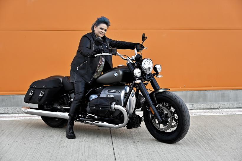 Anca Sigartău, schimbare radicală de look pentru rolul El Capitan din Lia – Soţia soţului meu 18826760