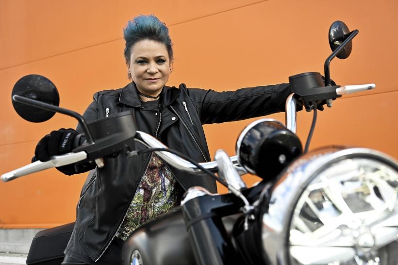 Anca Sigartău, schimbare radicală de look pentru rolul El Capitan din Lia – Soţia soţului meu 18826761