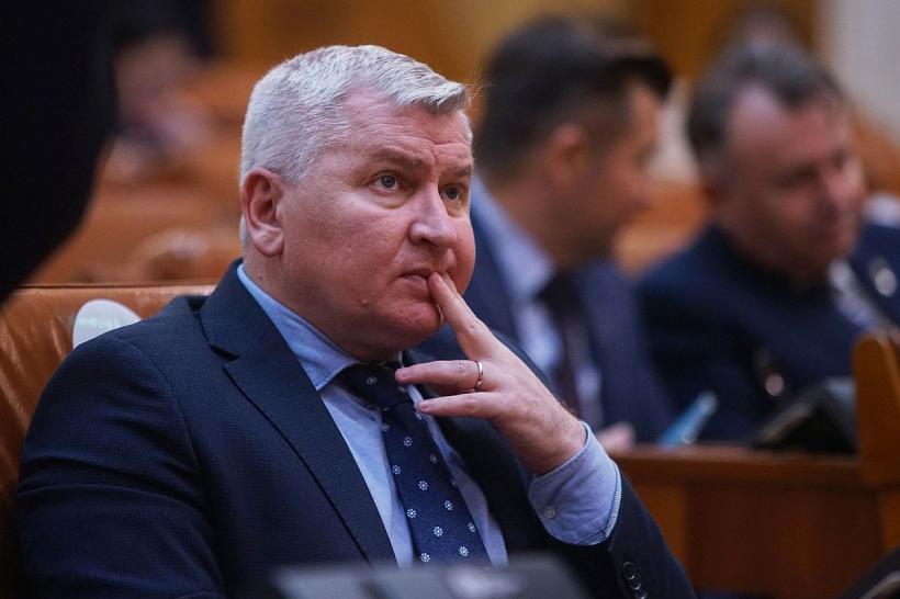 Te-au bătut minerii? Dacă ai fost în armată, nu se pune! Proiect halucinant, scăpat din Senat 18826669