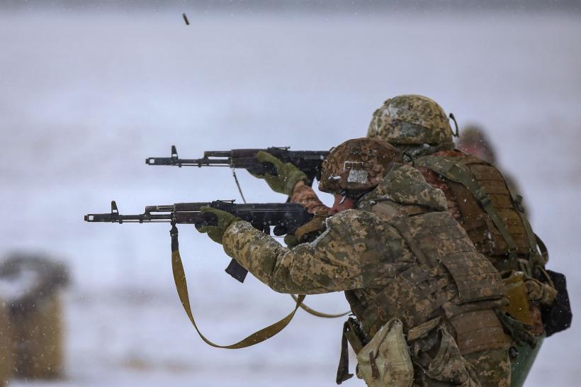 Cursa înarmării. Industria de apărare prosperă datorită războiului din Ucraina. Firmele americane, în topul investitorilor din UE 18826919