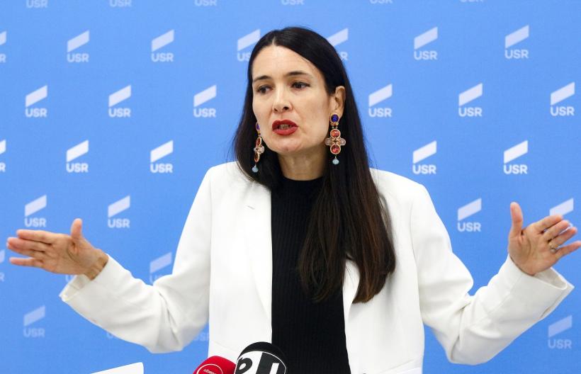 Gabriela Firea se ia și de Clotilde Armand: Sectorul 1 al Capitalei este abandonat, pare că nu are primar! 18826883