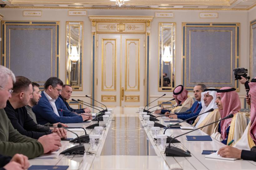 Ministrul saudit de externe a vizitat Ucraina prima dată în ultimii 30 de ani: ajutor de 400 de milioane de dolari  18827393