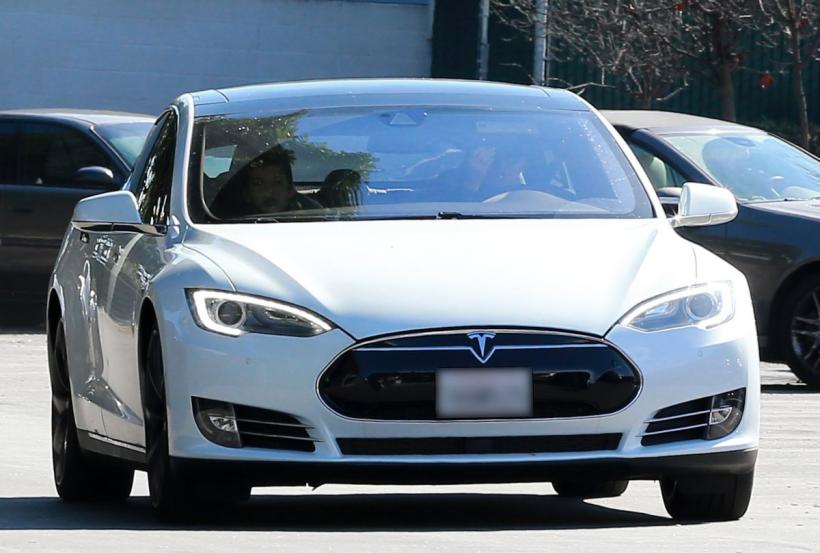 Tesla a ajuns mai repede decât estima să producă 4.000 de maşini pe săptămână în Germania