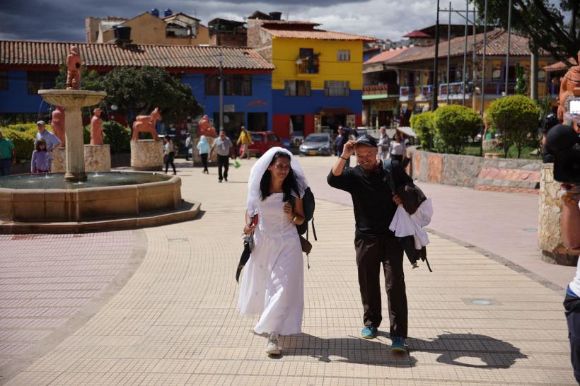 America Express, lider de piață cu ediția nunților de o zi din Columbia. Drumul aurului continuă printre lacrimi, spre a doua imunitate: urmează cursa suspinelor 18827703