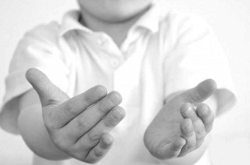 Statul ascunde o eroare care sabotează adopțiile 18827502