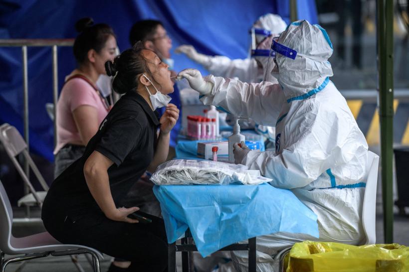 FBI: „cel mai probabil” pandemia de COVID a fost rezultatul unui accident de laborator din China
