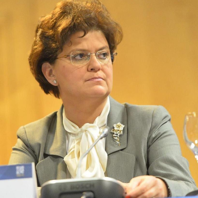 Lungire și avansare, la TAROM 18827906