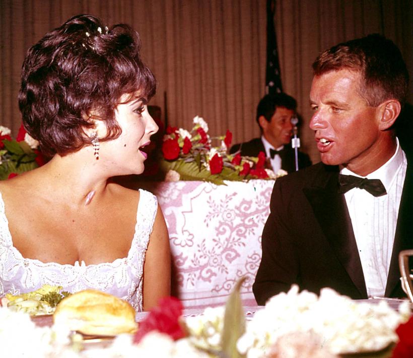 Asasinul lui Robert Kennedy rămâne în închisoare 18827943