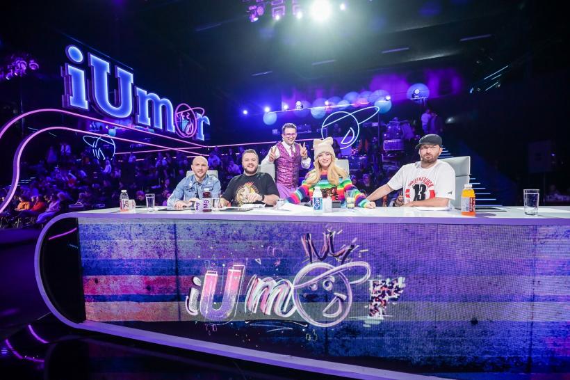 Jurații iUmor, față în față cu un număr unic în lume: „Omul-mașinută a fost spectaculos!“ Câți bani a investit artistul străin în proiectul său de suflet 18828235