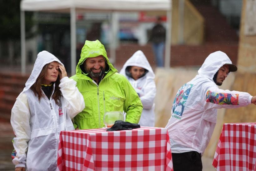 Concurenții de la America Express se confruntă  cu cea mai grea probă a ”delicateselor” culinare nedorite 18828427