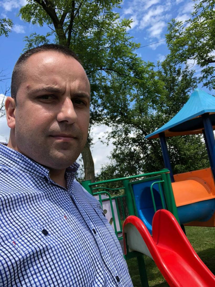 12.000 lei, şpagă pentru un post de buldoexcavatorist 18828593