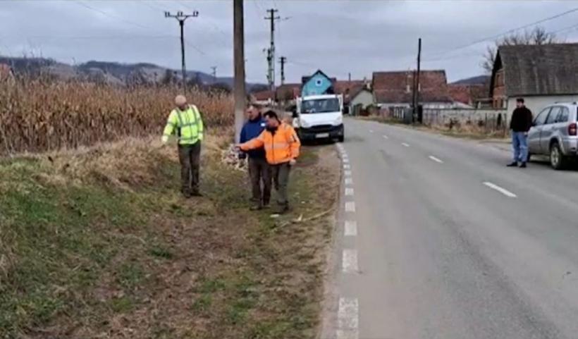 Povestea UIMITOARE a fetiței abandonate pe câmp: „O mânuţă se mişca în şanţ. Era un bebeluş cu o sticluţă de lapte lângă el” 18828874