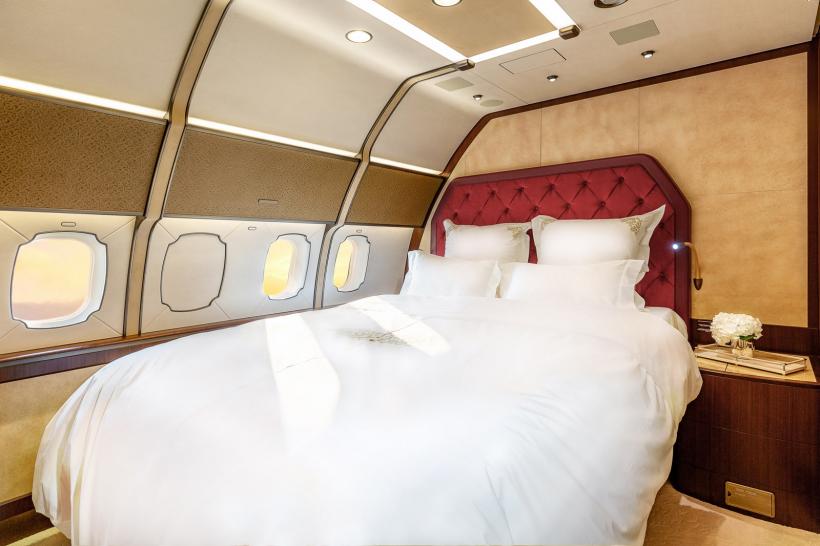 Cum arată avionul VIP cu care Klaus Iohannis a călătorit în Japonia. Cum au reacționat românii după ce văzut imaginile 18828889