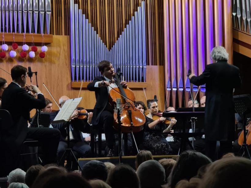 Succes extraordinar la Chişinău al Orchestrei Simfonice a Filarmonicii „George Enescu” din București