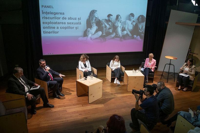 Capcanele online ale traficanților de sex 18828925