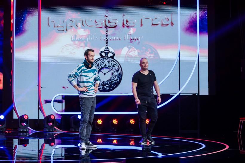 Mâine, de la 20:00, pe Antena 1: Andrei Ungureanu revine pe scena iUmor într-un număr spectaculos de hipnoză 18829231