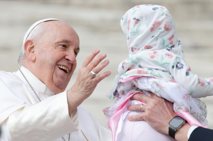 Papa Francisc împlinește 10 ani în fruntea Bisericii Catolice și vorbește despre demisie 18829193