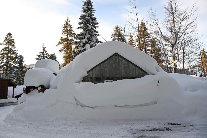 Stare de urgență în California: 2 morți și aproape 10.000 de persoane sub ordin de evacuare 18829344