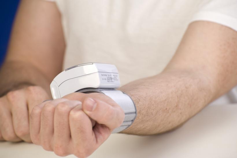 Dr. Mihail Pautov: Cum măsurăm corect tensiunea arterială? 18829325