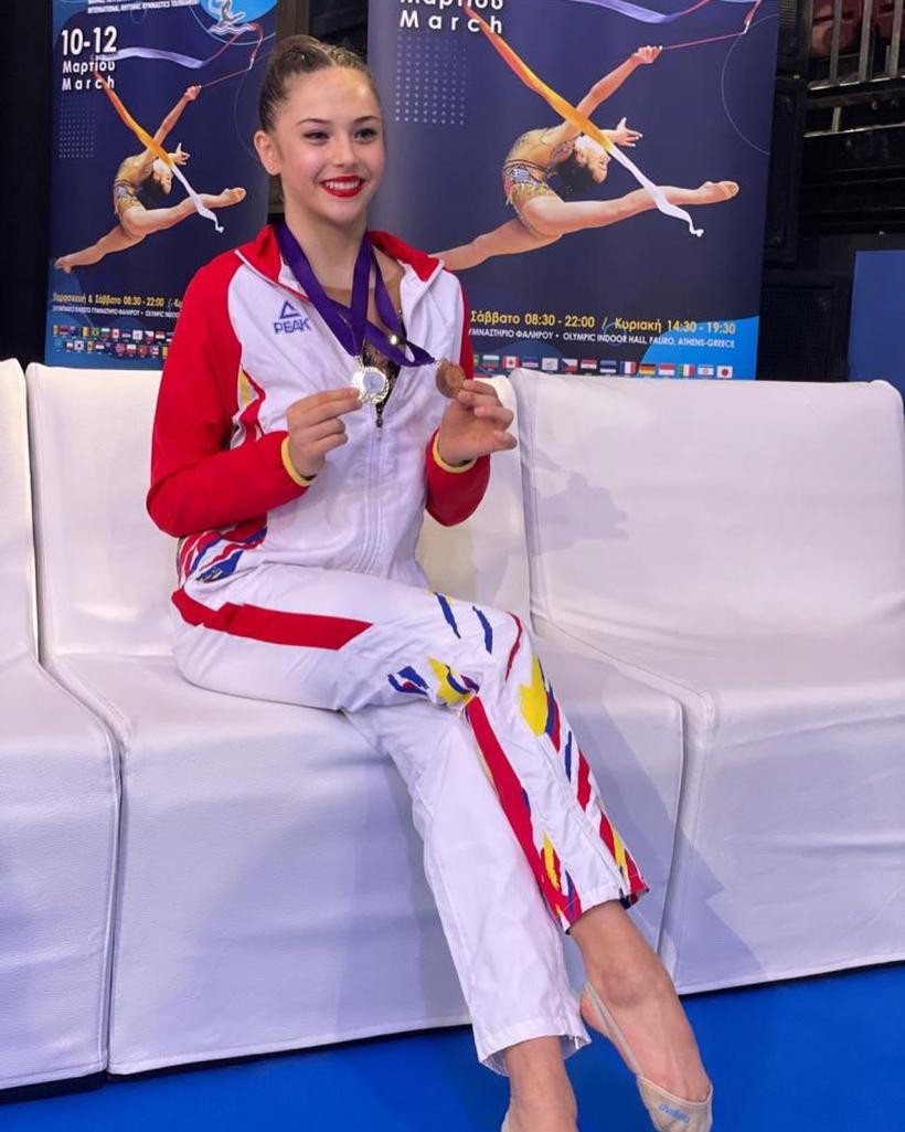 Opt medalii, din care 4 de aur, pentru gimnastica ritmica românească în Grecia 18829548