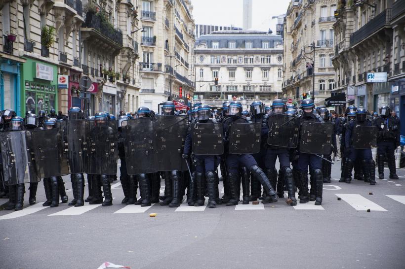 Senatul francez a adoptat reforma pensiilor în ciuda protestelor uriașe  18829454