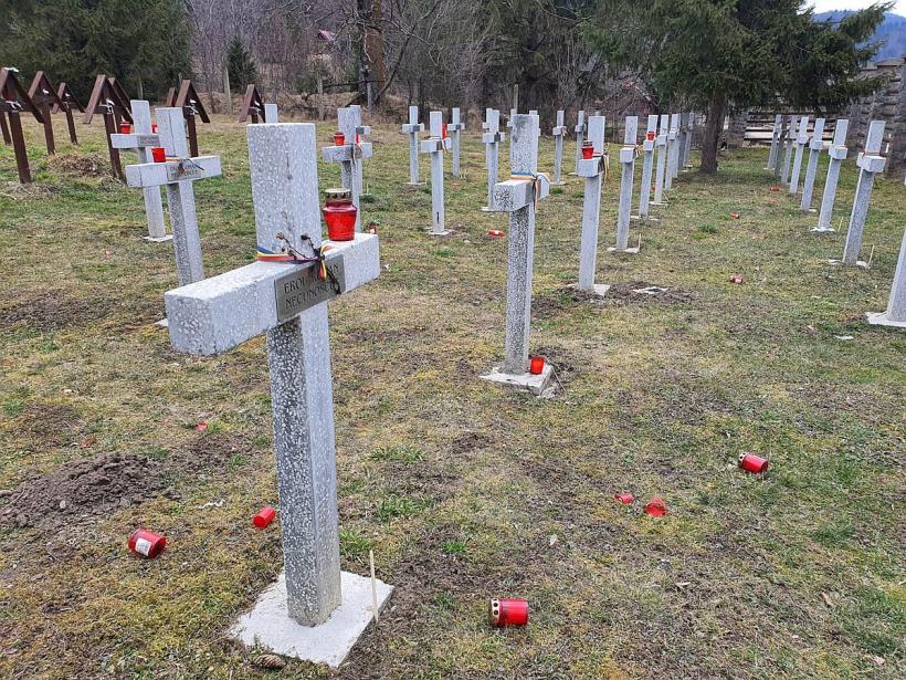 Valea Uzului: Eroii lui „Pe-aici nu se trece”, desființați de un primar UDMR. „Aici nu au fost români'' 18829520